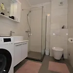 Allena Apartment *